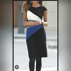 Monroe & Main Chic Capped Shoulder Colorblock Dress - Black, White, Blue